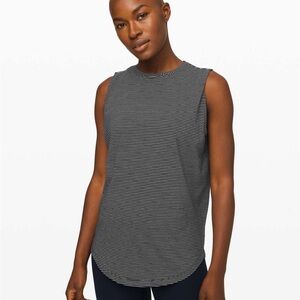 Lululemon Brunswick Muscle Tank in Tonka Stripe Black/White! Women’s 8!
